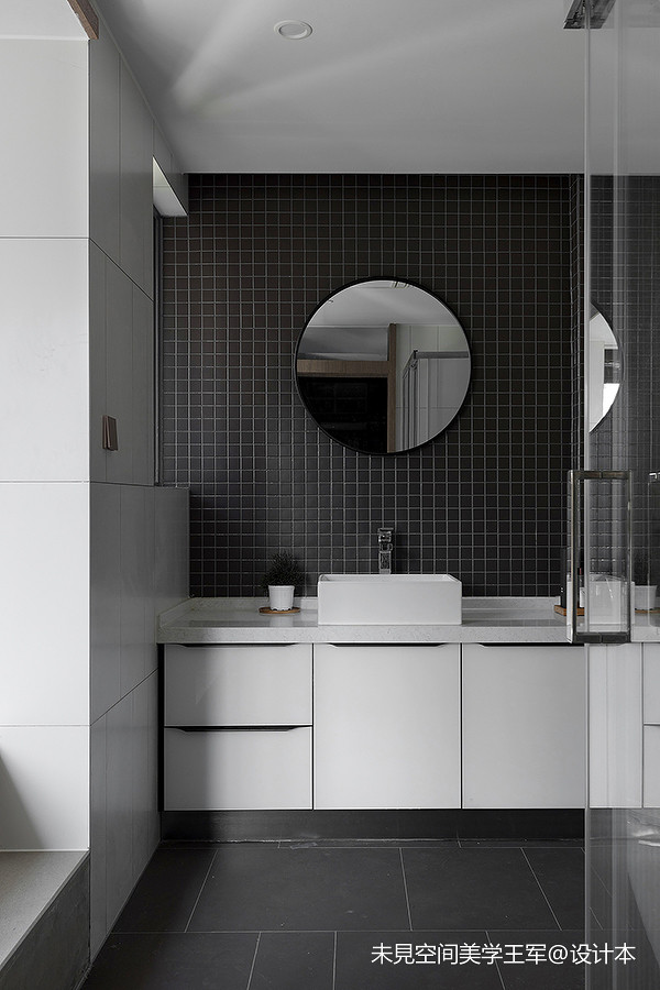 静谧现代别墅卫浴设计