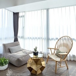 现代风格三居卧室休闲区设计