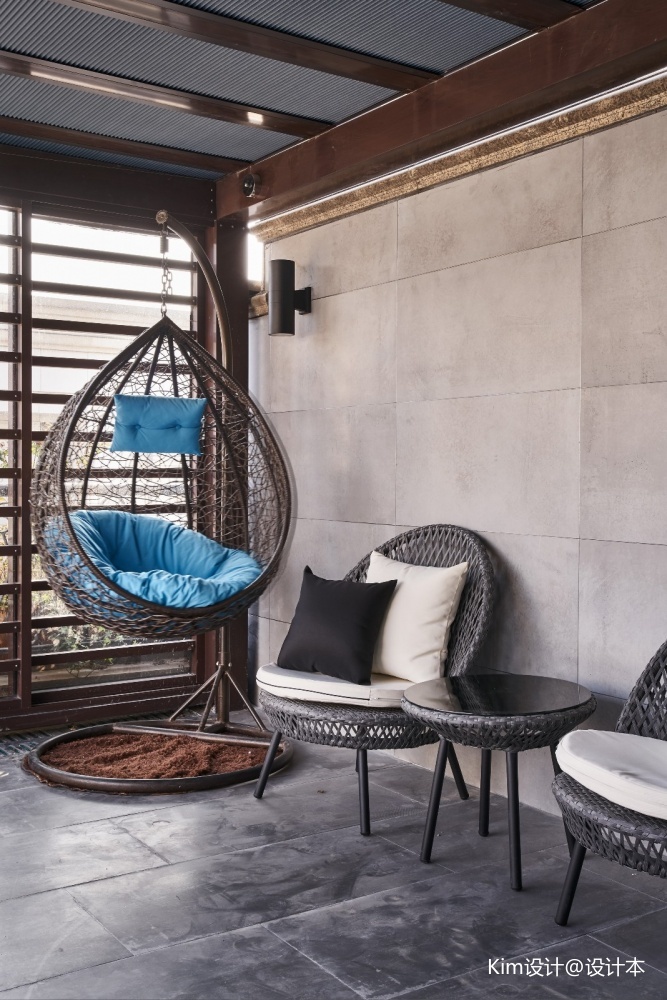 融合美式与现代的优雅轻奢美宅—阳台图片
