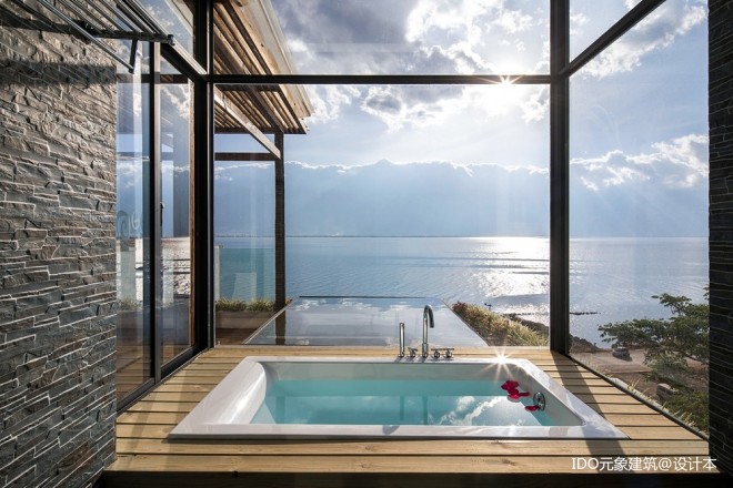 风景下的建造 – 大理慢屋·极目度假酒店——浴缸图片