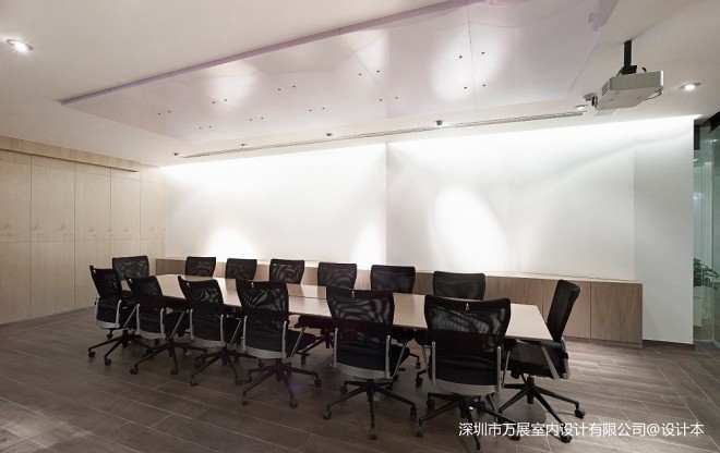 艺术回应时尚—深圳CADIDL办公空间——会议室图片