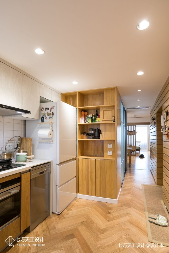 65平一居中式现代——厨房图片