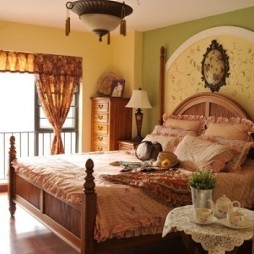 古典风格简装新婚家居卧室花纹壁纸落地窗窗帘装修效果图片