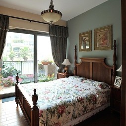 美式风格乡村温馨老人房家居卧室带阳台装修效果图片